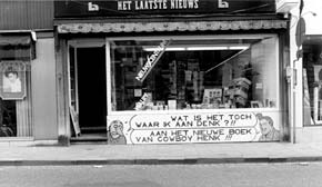 Gevel van Boekhandel Walry anno 1969